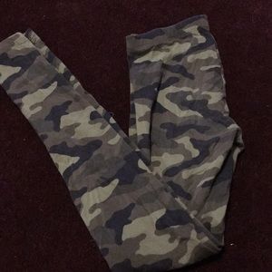 Camo leggings